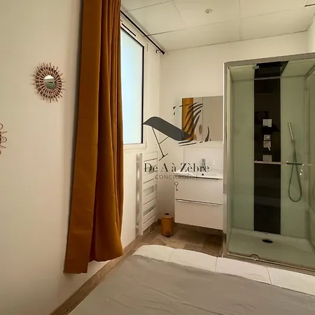 Magaly - Situé à Deux Pas De La *